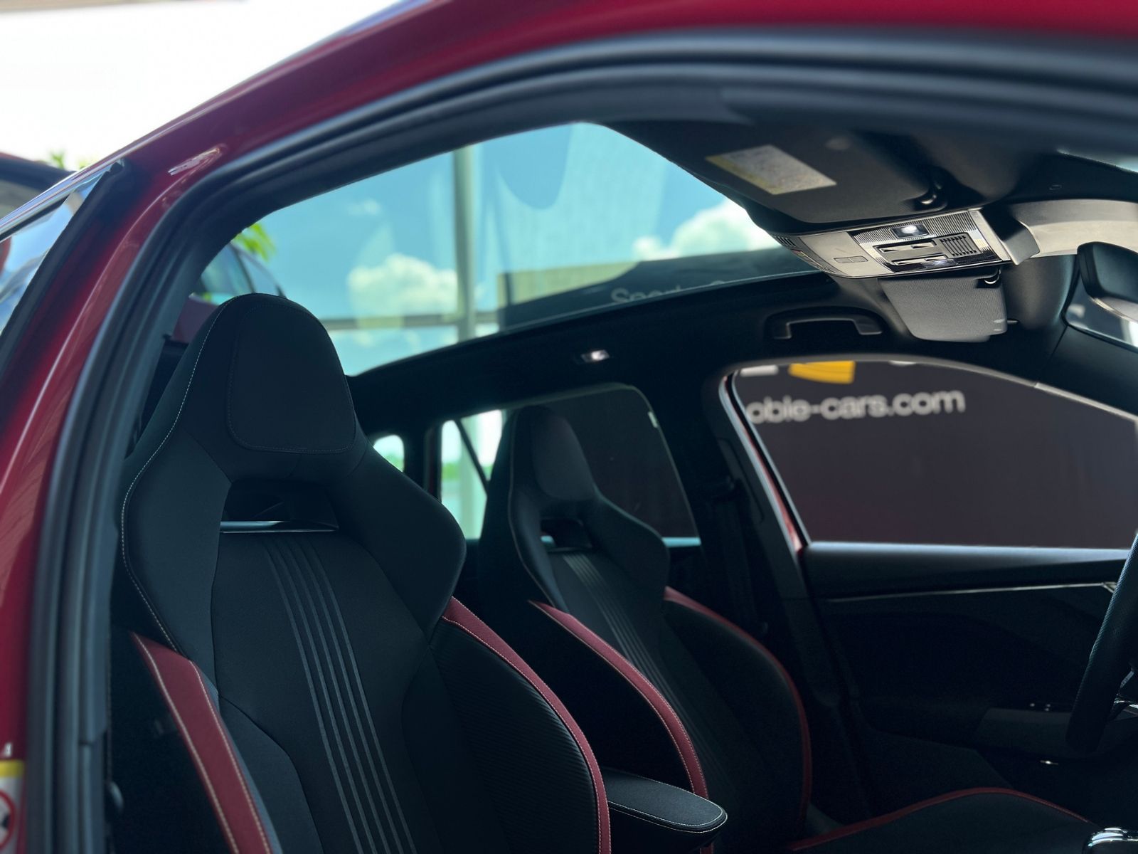 Fahrzeugabbildung SKODA KAMIQ Monte Carlo PANO LED NAV SHZ ALU