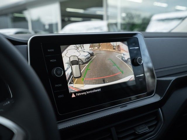 T-Cross Style TSI DSG AHK Navi Kamera ACC Matrix