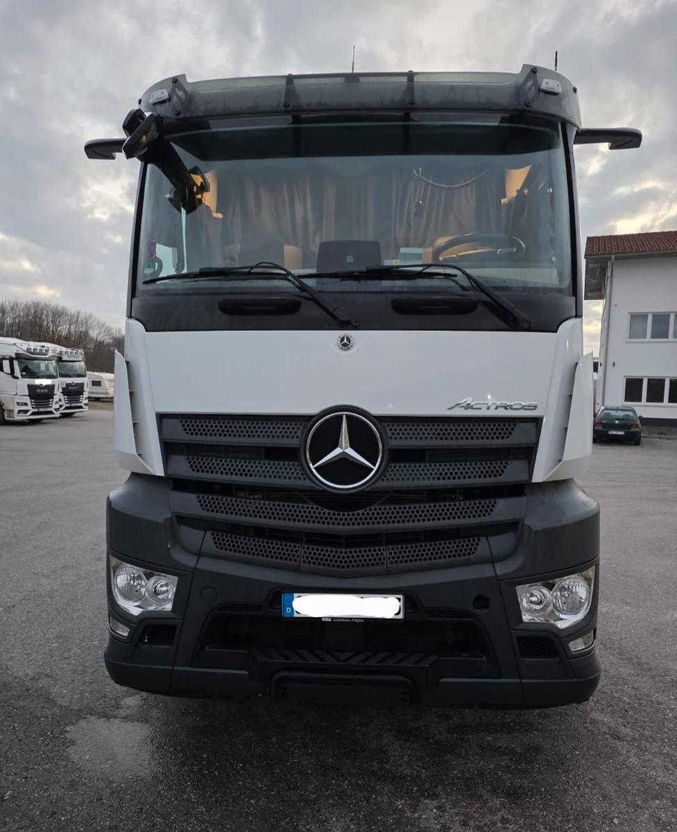 Mercedes-Benz 1842 LS Actros Schubbodenhydraulik nur 214.000km