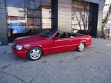 Mercedes-Benz E 200 Cabrio W124 - Mercedes-Benz E-Klasse: W124