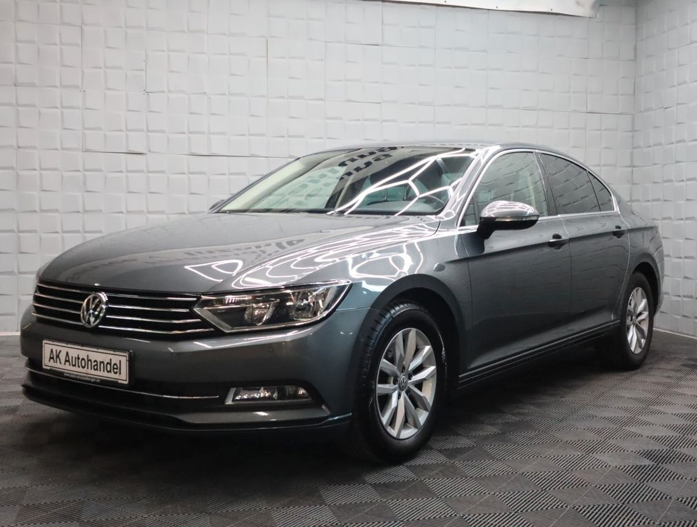 Image of Volkswagen Passat