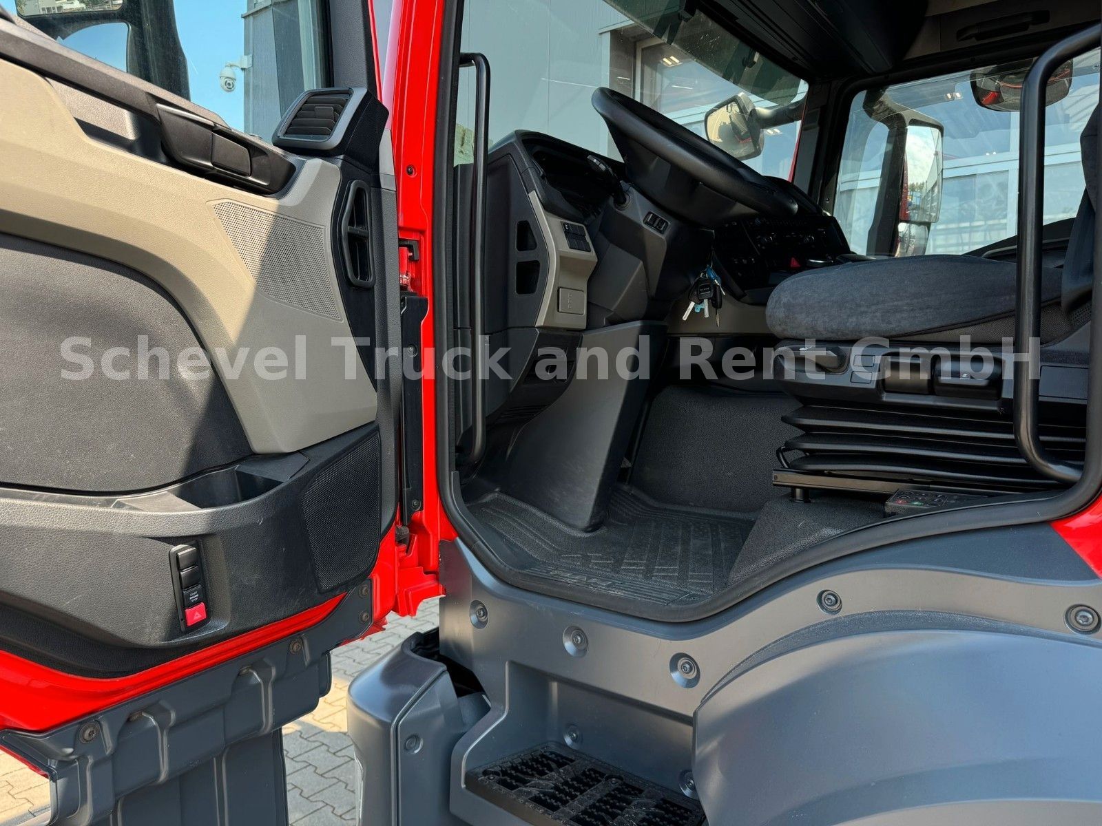 Fahrzeugabbildung MAN TGS 26.430 Baustoffpritsche Fassi 185/6xAusschub