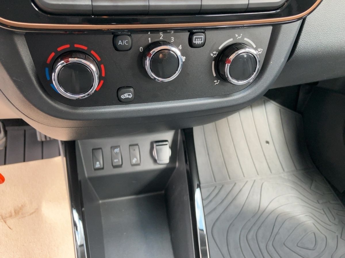 Dacia Spring - Bild 14