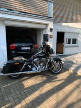 Harley-Davidson Street Glide  Screamin Eagel 120 R  130 PS - Offers matching your search criteria