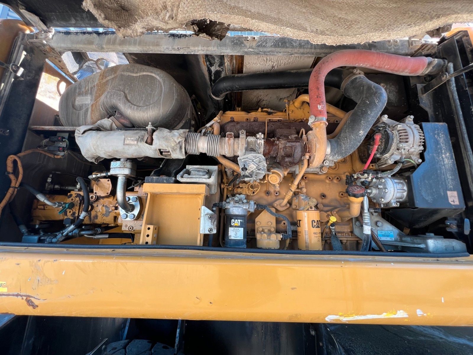 Fahrzeugabbildung CAT MH3024 / Schrottgreifer / 2019 / 9.082h