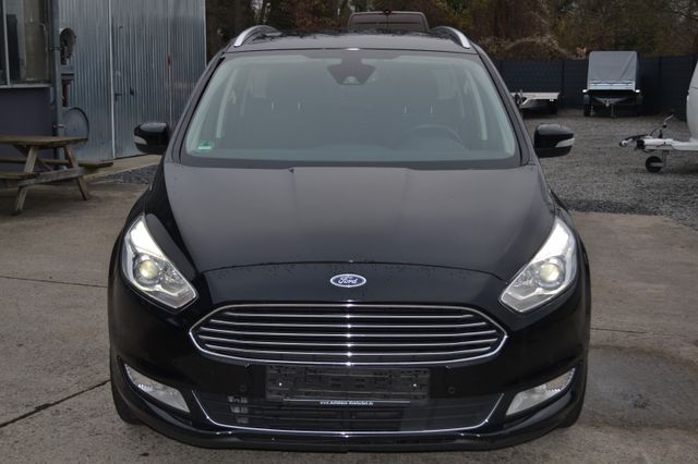 Ford Galaxy Titanium UNRUNDER MOTORLAUF