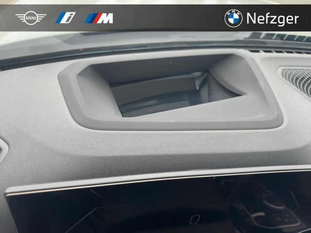 BMW 330, 2023 — 20