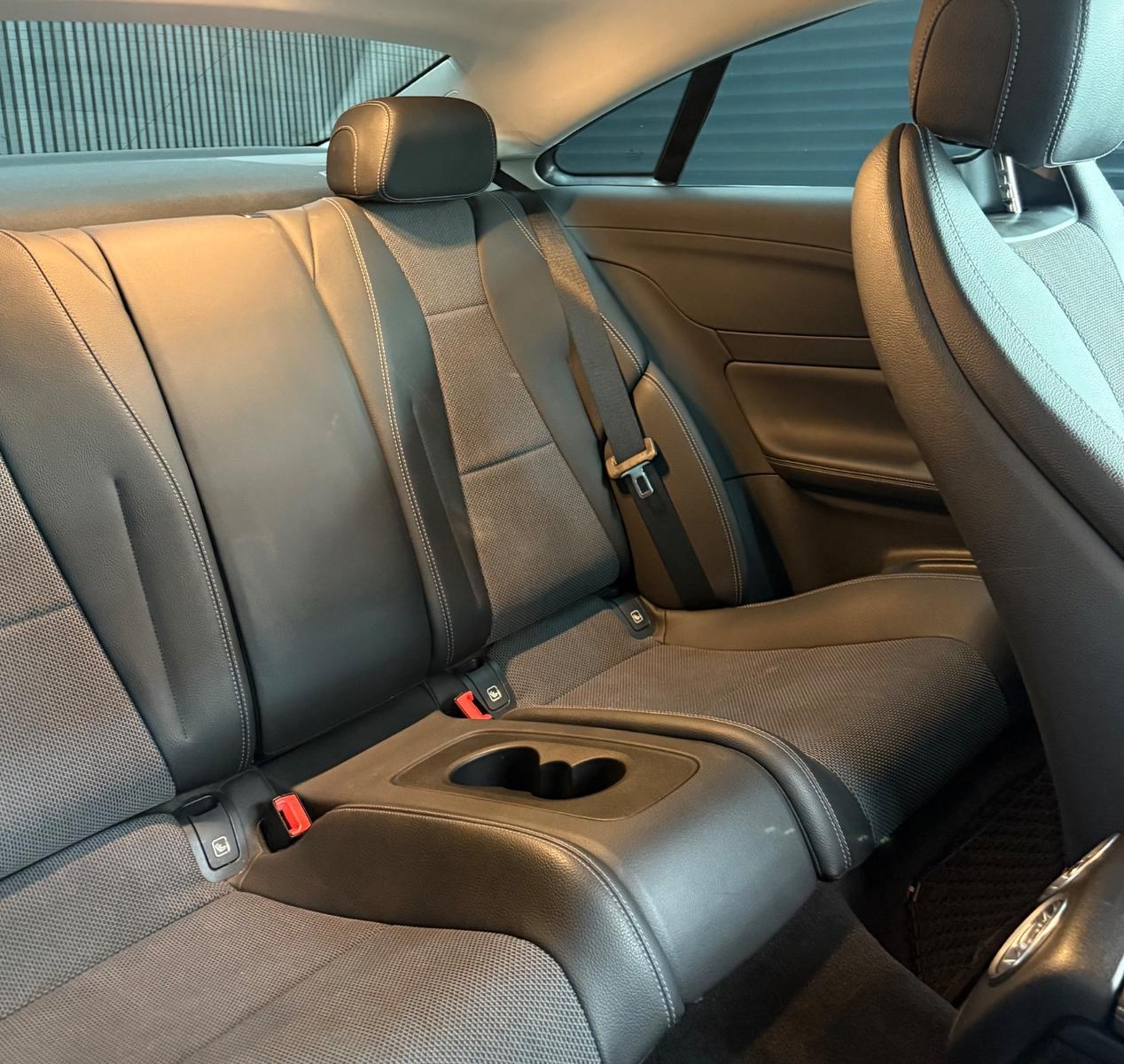 Mercedes-Benz E 200 E Coupe E 200 Avantgarde