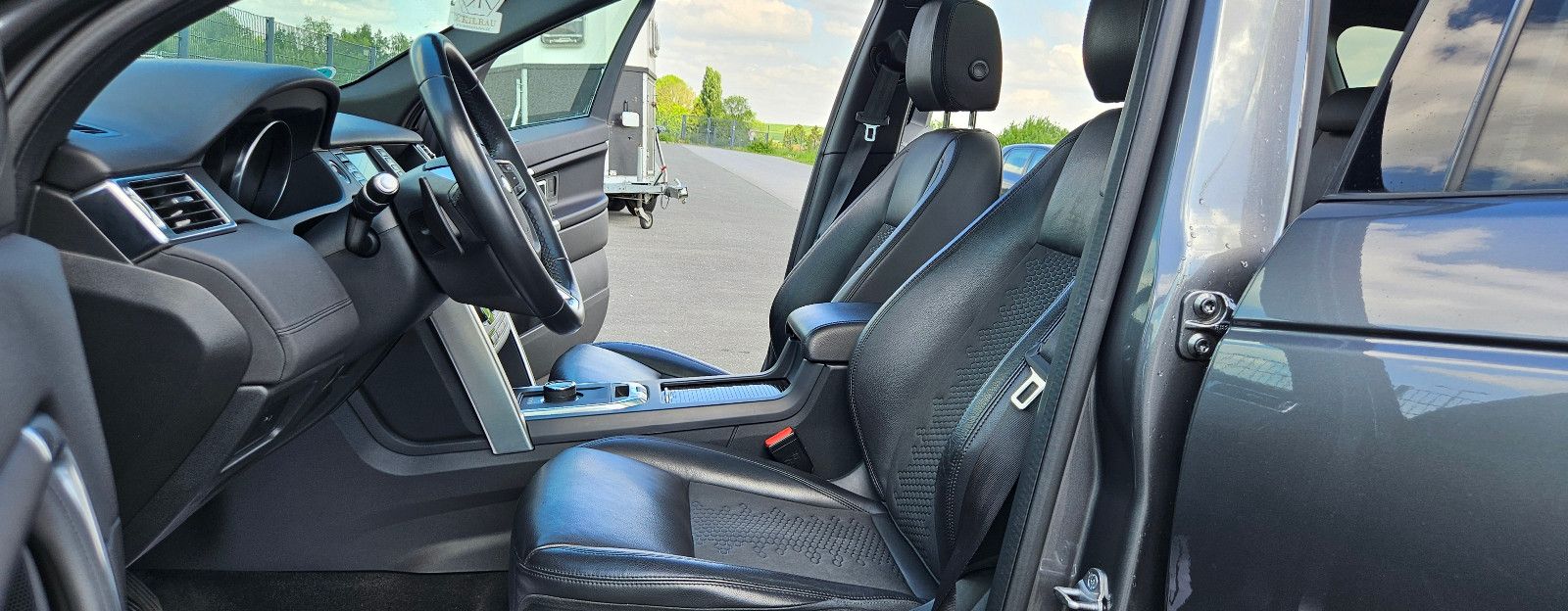 LAND ROVER Discovery Sport SE AWD FULL SCHECKHEFT