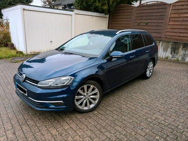 Volkswagen Golf 7 Variant 1.5 TSI HIGHLINE / 150 PS /...