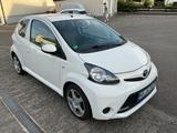 Toyota Aygo (X) 1,0-l-VVT-i Edition MultiMode-Getri... - Toyota Aygo (X) mit Halbautomatikschaltung