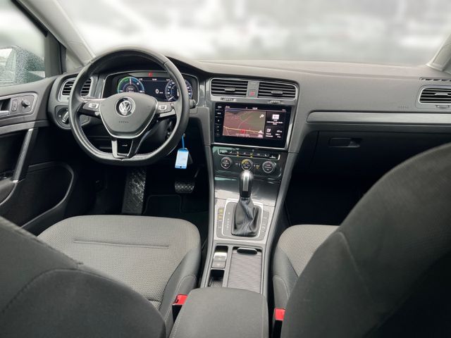 Golf VII e-Golf Navi CCS SHZ Frontscheibe beheiz