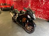 Suzuki Hayabusa GSX1300R 
