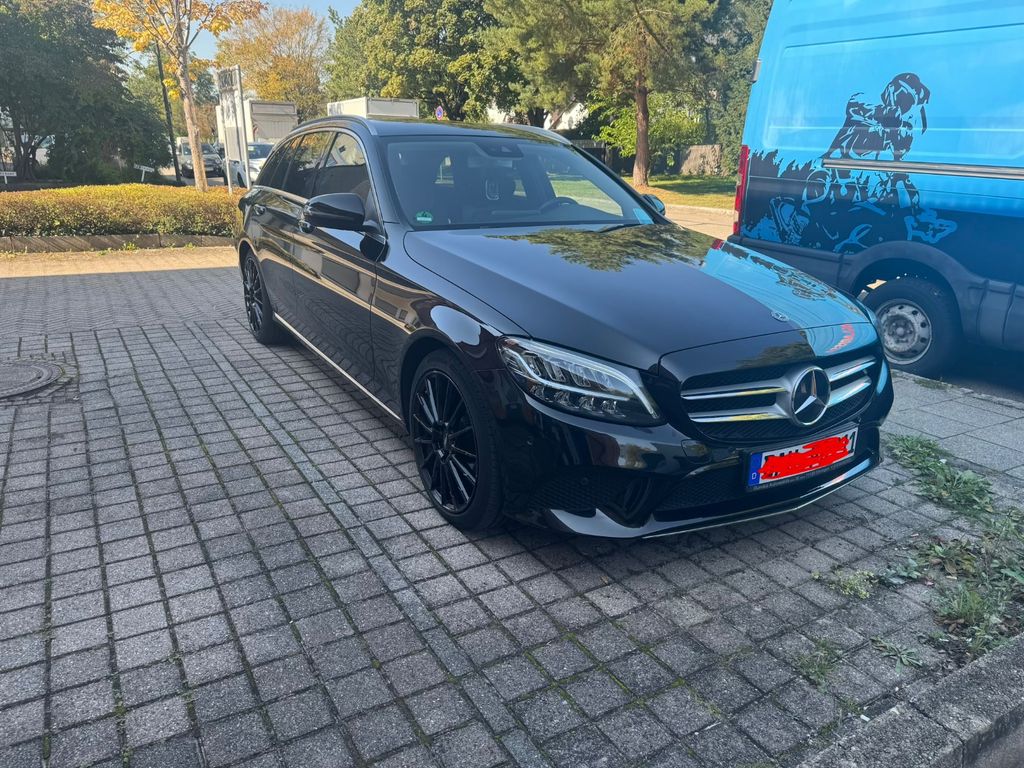 Image of Mercedes-Benz C 220