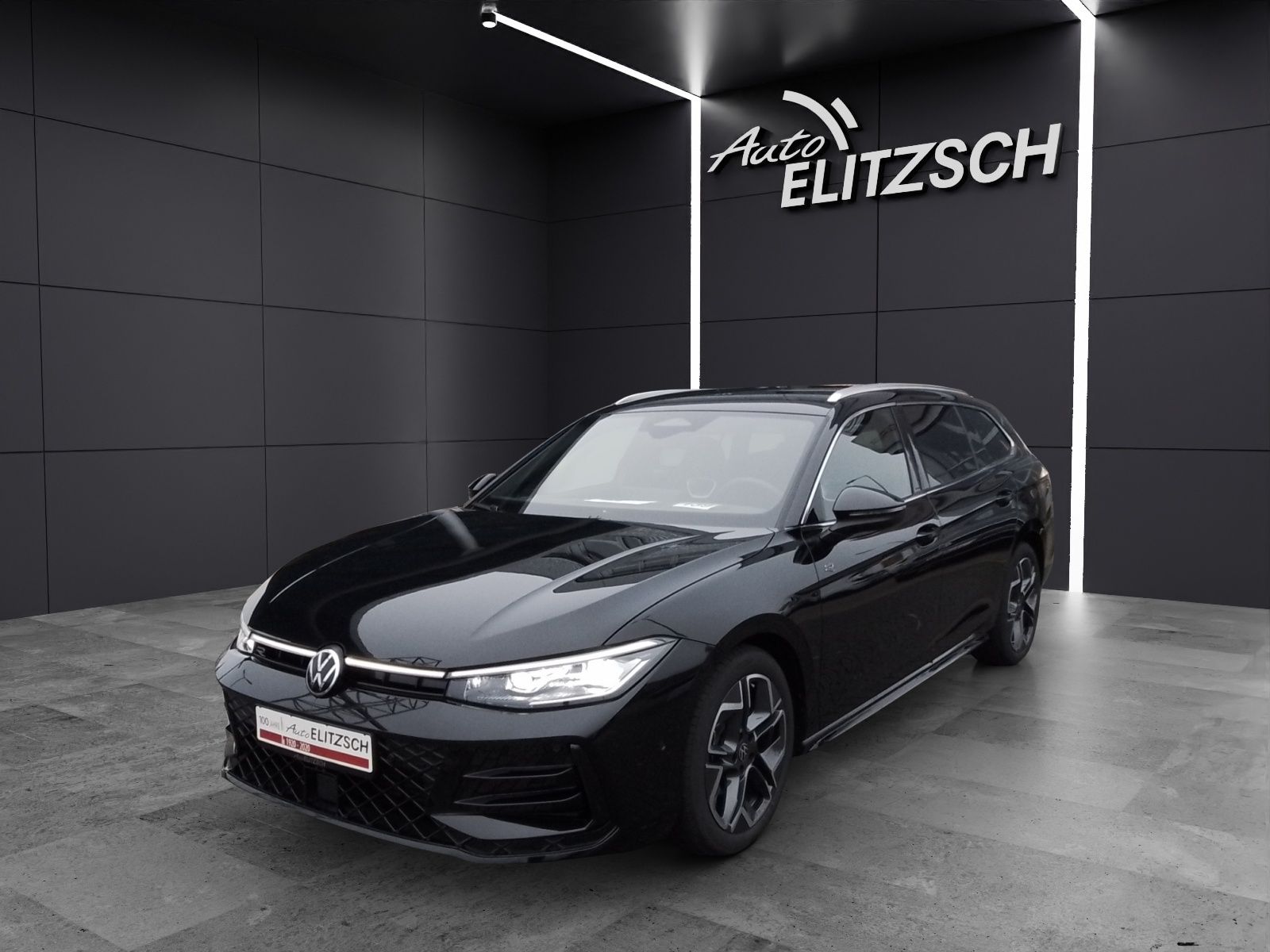 Fahrzeugabbildung Volkswagen Passat TDI DSG R-Line MATRIX ACC AHK 18" AID NAV