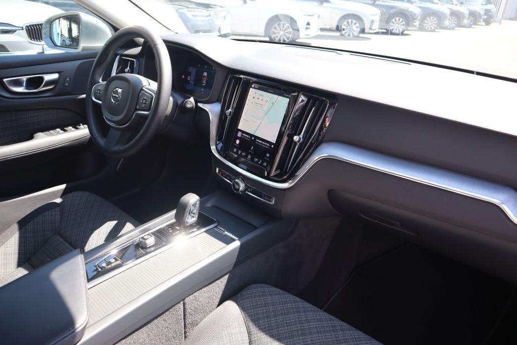 Volvo V60 B4 D Core NAVIGATION AHK R-CAM SHZG V+H, миниатюра 9