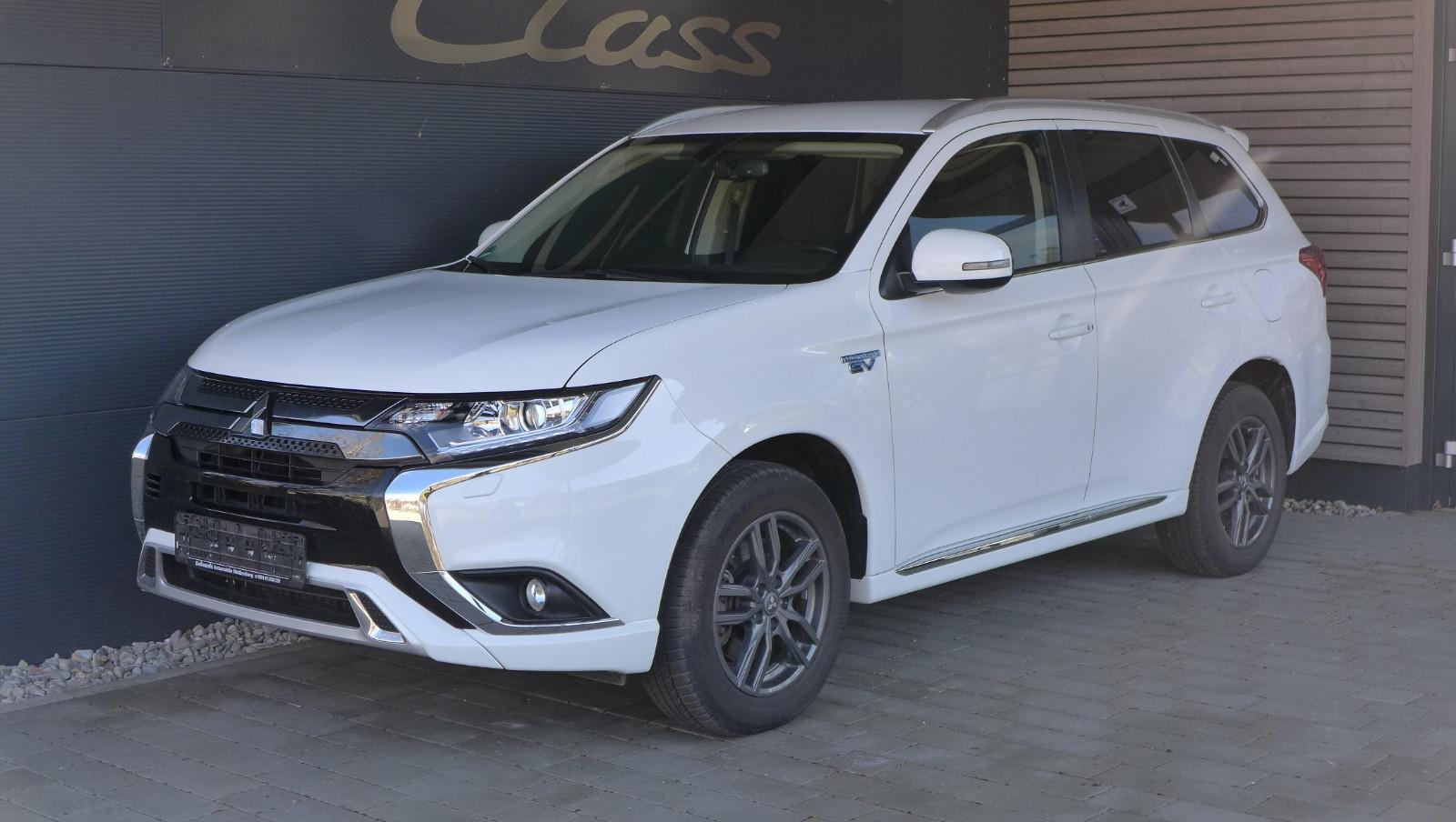 Mitsubishi Outlander PHEV 4WD