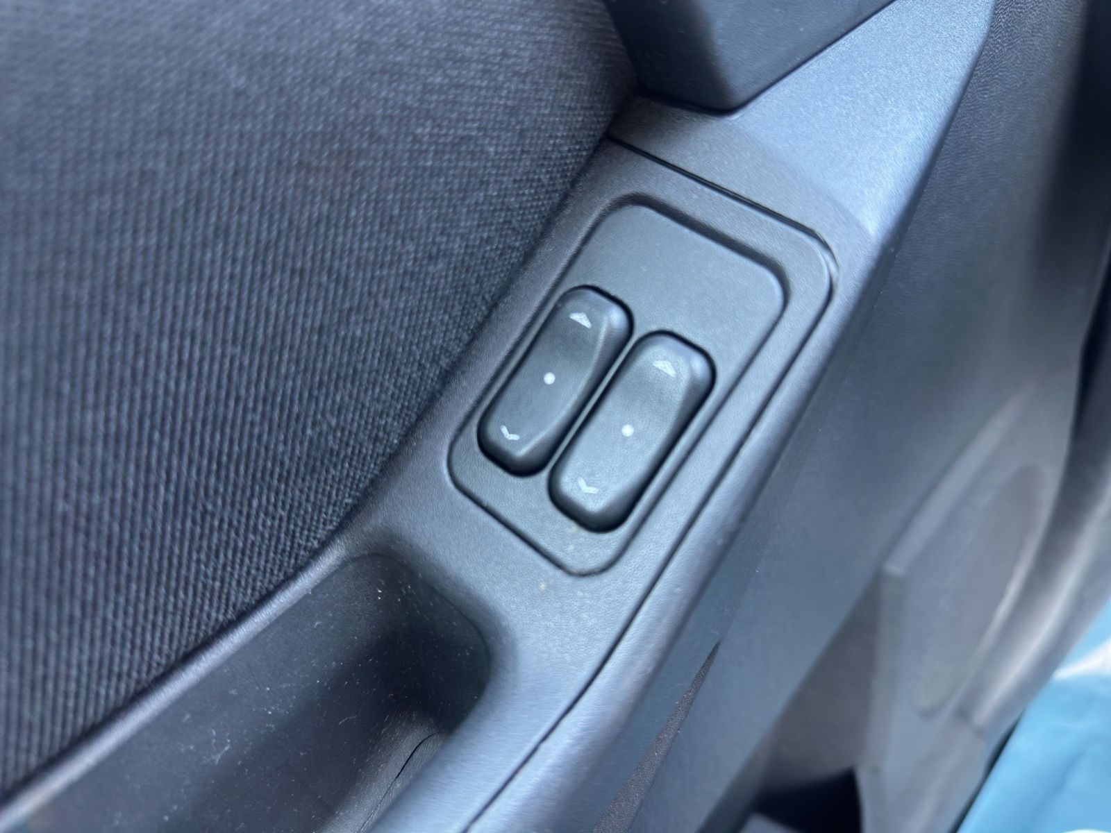 Fahrzeugabbildung Opel Meriva Edition/II.Hand/Klima/SHZ/TÜV:07.2027/