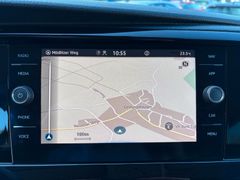 Fahrzeugabbildung Volkswagen T6.1 Multivan 150 PS Navi Sitzh AHK 60000km