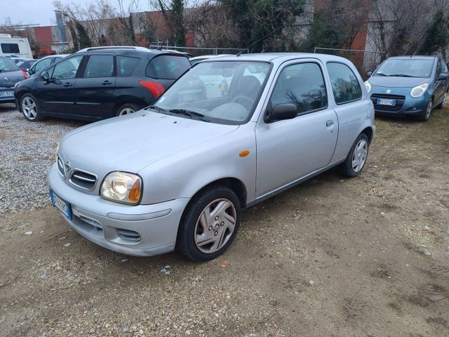 Nissan Micra 1.0 16V 3 porte Visia