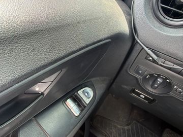 Mercedes Vito - 11