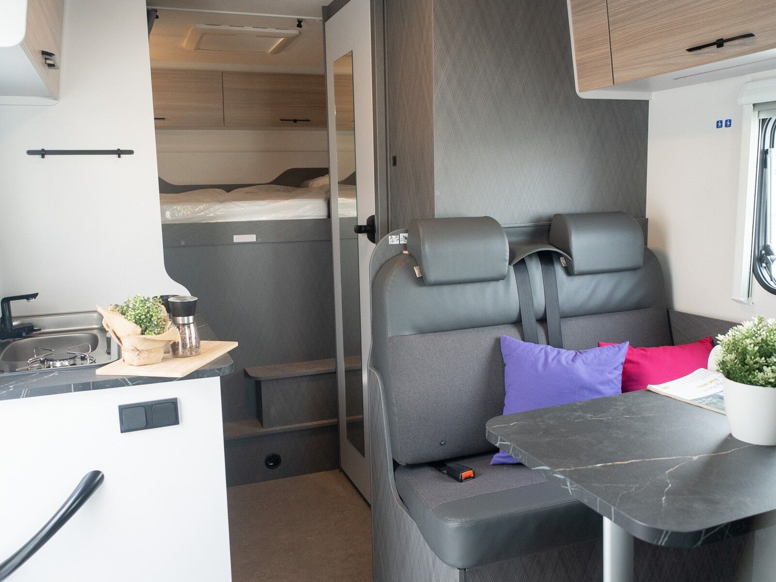 Fahrzeugabbildung Etrusco A-Modell Base 6.9 DB 6-Sitz/Schlaf-Plätze*3500kg