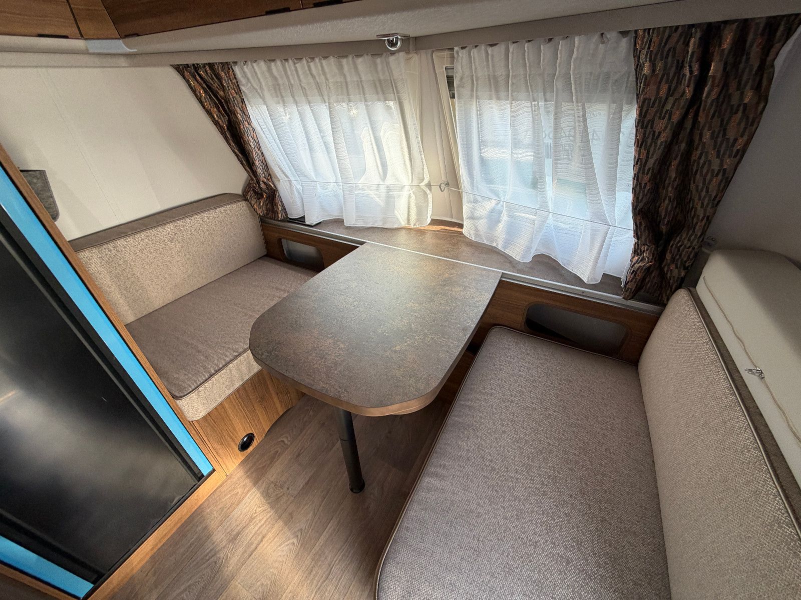 Fahrzeugabbildung HYMER / ERIBA / HYMERCAR Touring 642 - Sie sparen: 7.594€!