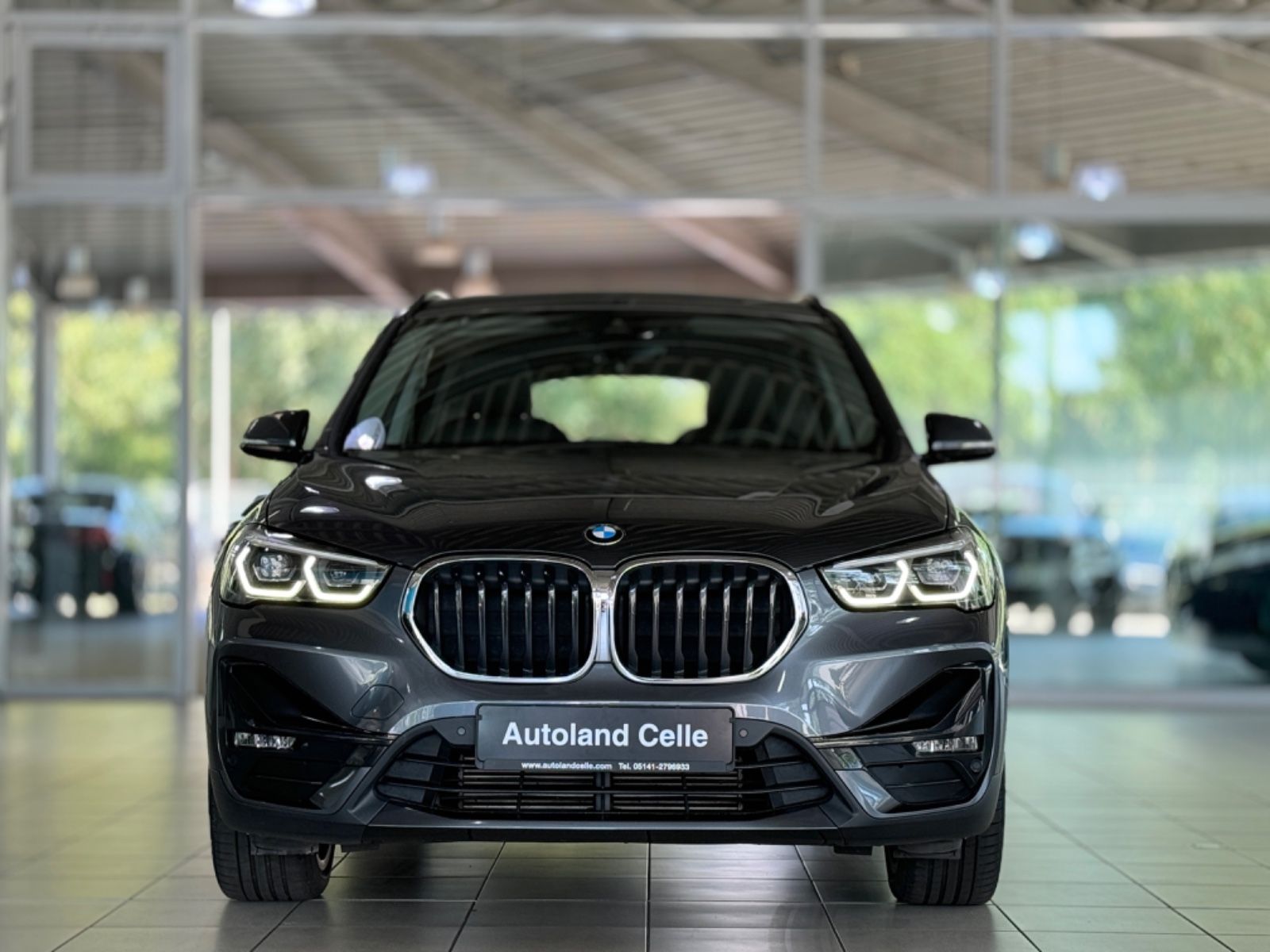 Fahrzeugabbildung BMW X1 xD20d SportLine Kamera LED Komfort AHK 19Zoll