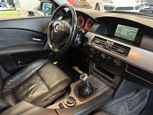 BMW 530 i Touring *Klima*Navi*Xenon*AHK*Freisprech*