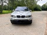 BMW X5 4.4i - - BMW X5 mit LPG-Antrieb