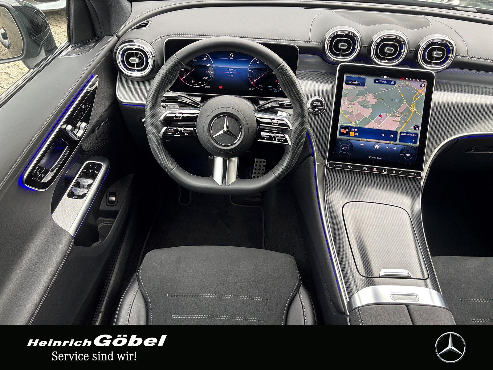 Fahrzeugabbildung Mercedes-Benz GLC 220 d 4M Coupé AMG*AHK*PANO*MEMORY*DIST*360°