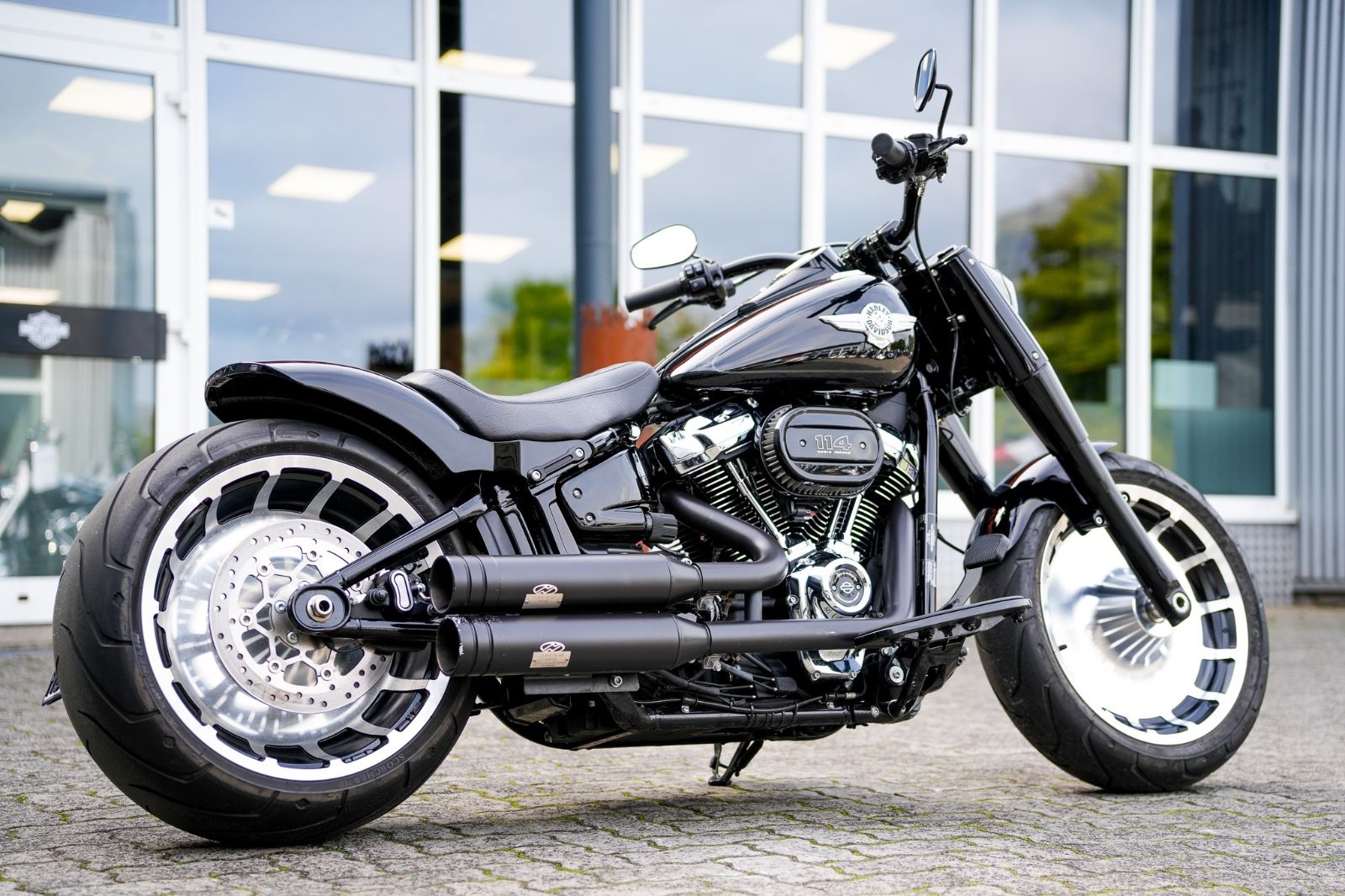 Fahrzeugabbildung Harley-Davidson SOFTAIL FAT BOY FLFBS 114 - JEKILL&HYDE -