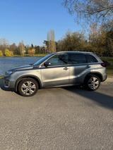 Suzuki Vitara 1.4 BOOSTERJET Hybrid/LED/AHK/Garantie - Suzuki aus 2023
