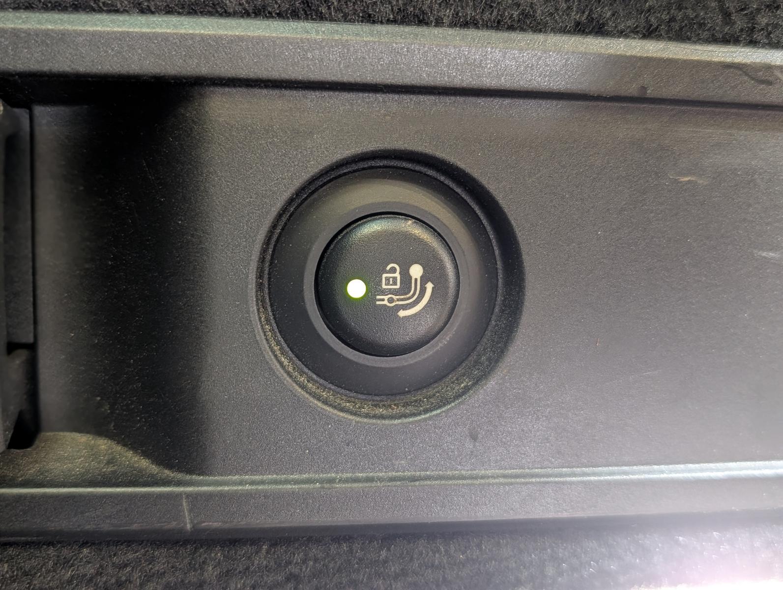 BMW 3 Series i M Sport Navi Shadow*HUD*LED*TEMPO*PANO*AHK, миниатюра 14