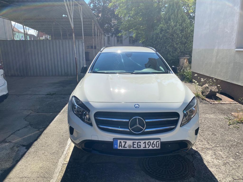 Image of Mercedes-Benz GLA 200