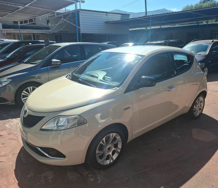 Image of Lancia Ypsilon