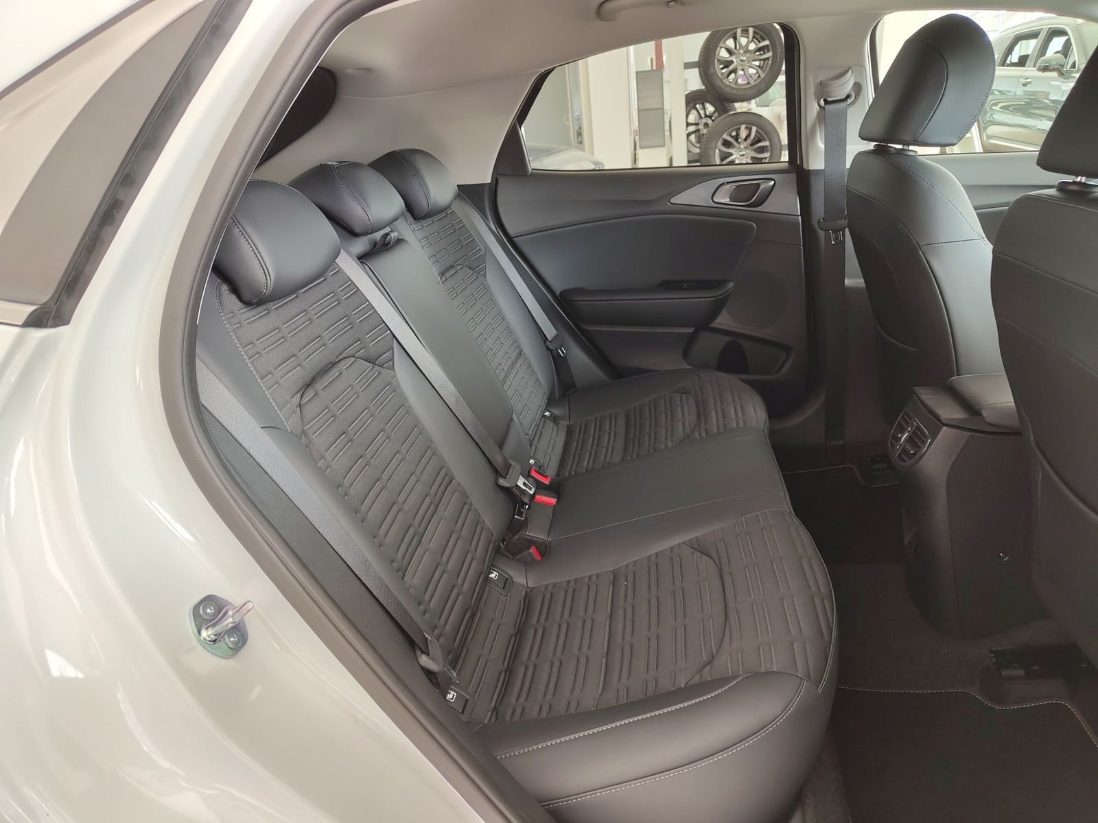 KIA XCeed 1.6 T-GDI DCT Vision Komfort-Pro Design – Bild 11