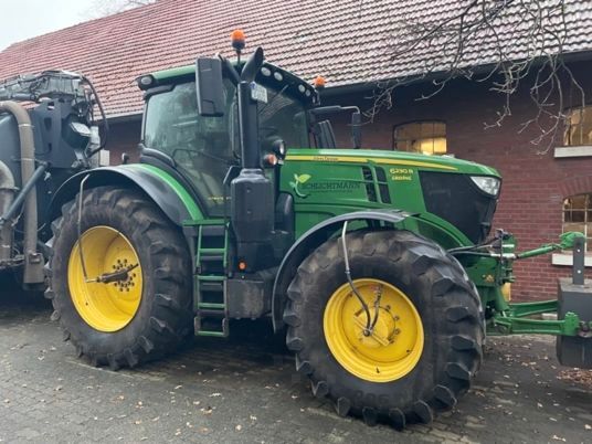 John Deere 6230R