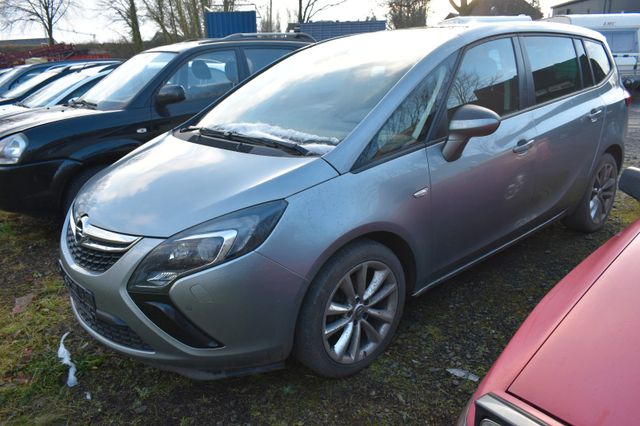 Opel Zafira C Tourer Edition Motor Schaden