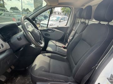 Renault Trafic - 9