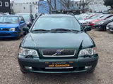 Volvo V40 1.8 *Klima*SHZG*AHK*ALU - Volvo Gebrauchtwagen von 2000