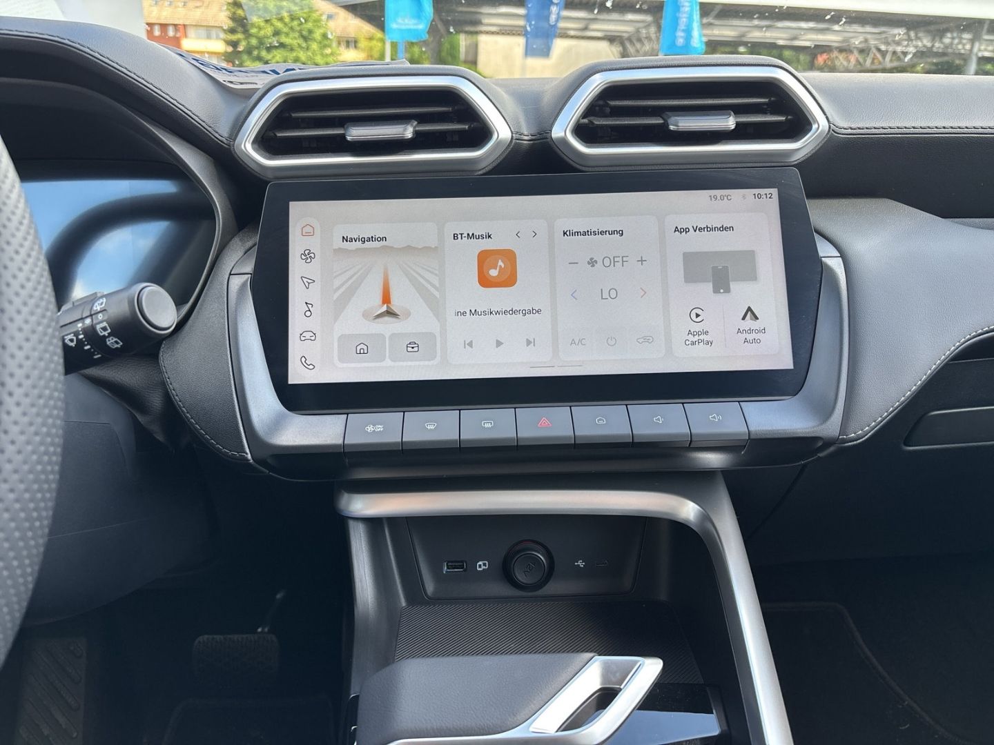 Fahrzeugabbildung MG ZS Hybrid+ LUXURY AT MY25 Vorführwagen