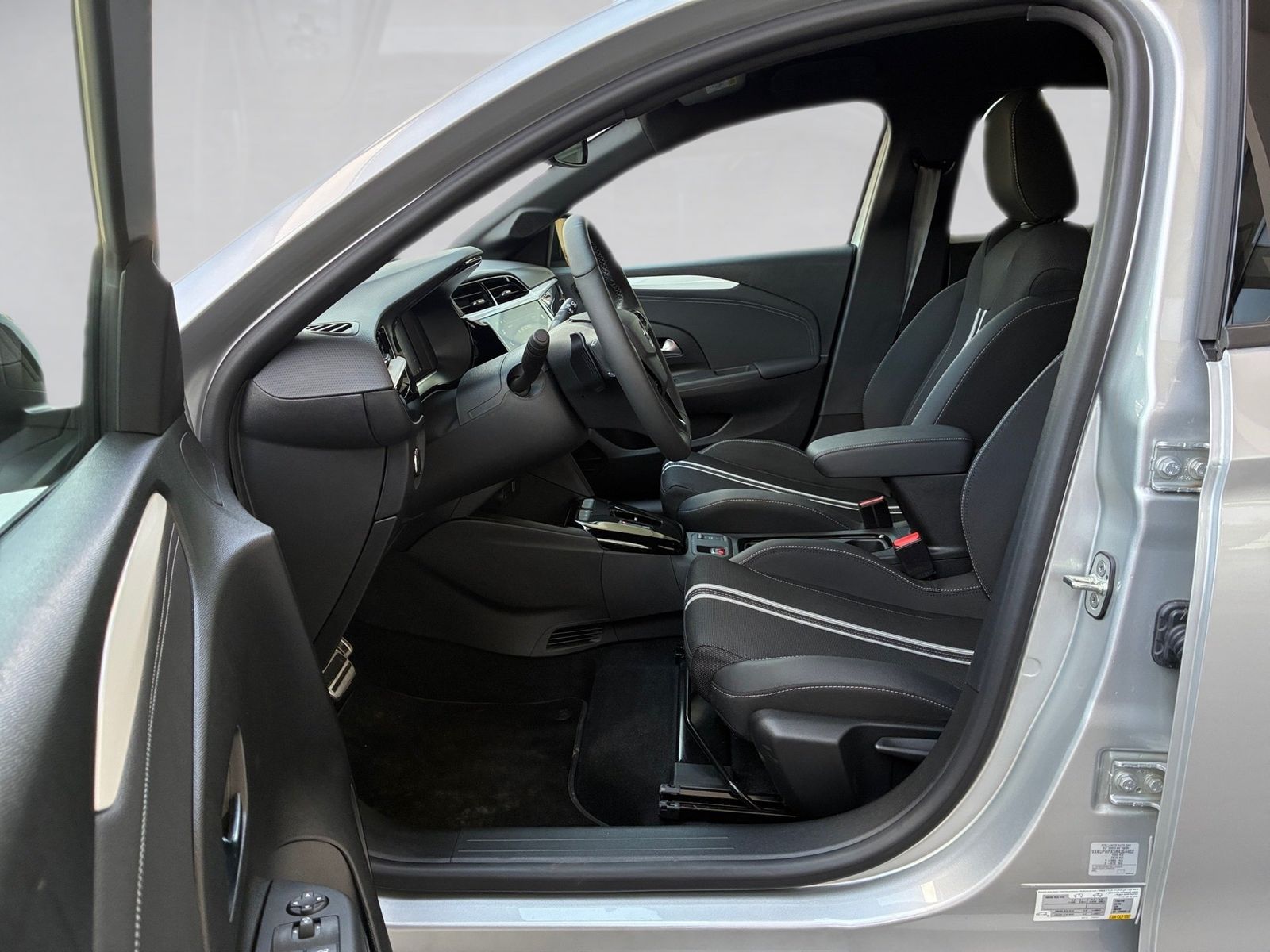 Fahrzeugabbildung Opel Corsa F 1.2 Turbo GS Kamera,LED,SHZ,PDC,Facelift