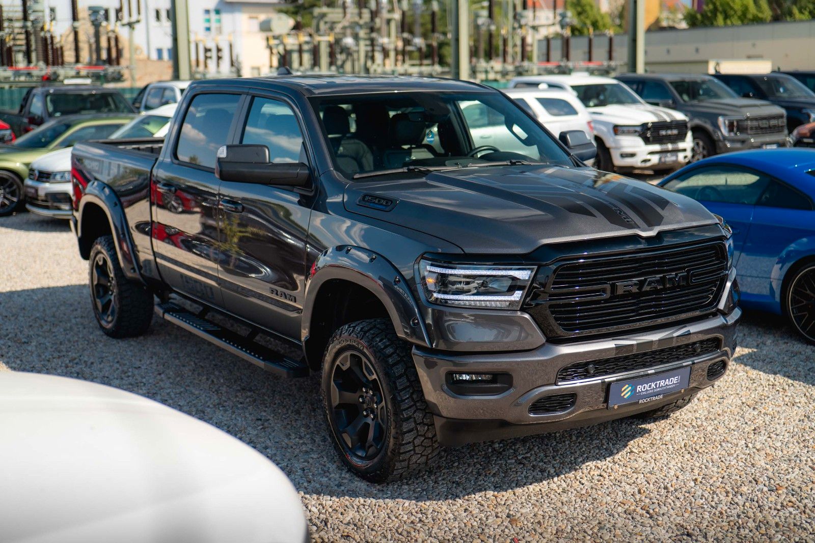 Fahrzeugabbildung Dodge RAM 5.7 V8 HEMI 4x4 OFFROAD LONGBED AXLE LOCK