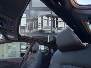 Nissan Qashqai Tekna°Premium Paket°HUD*Pano*Navi*Leder*