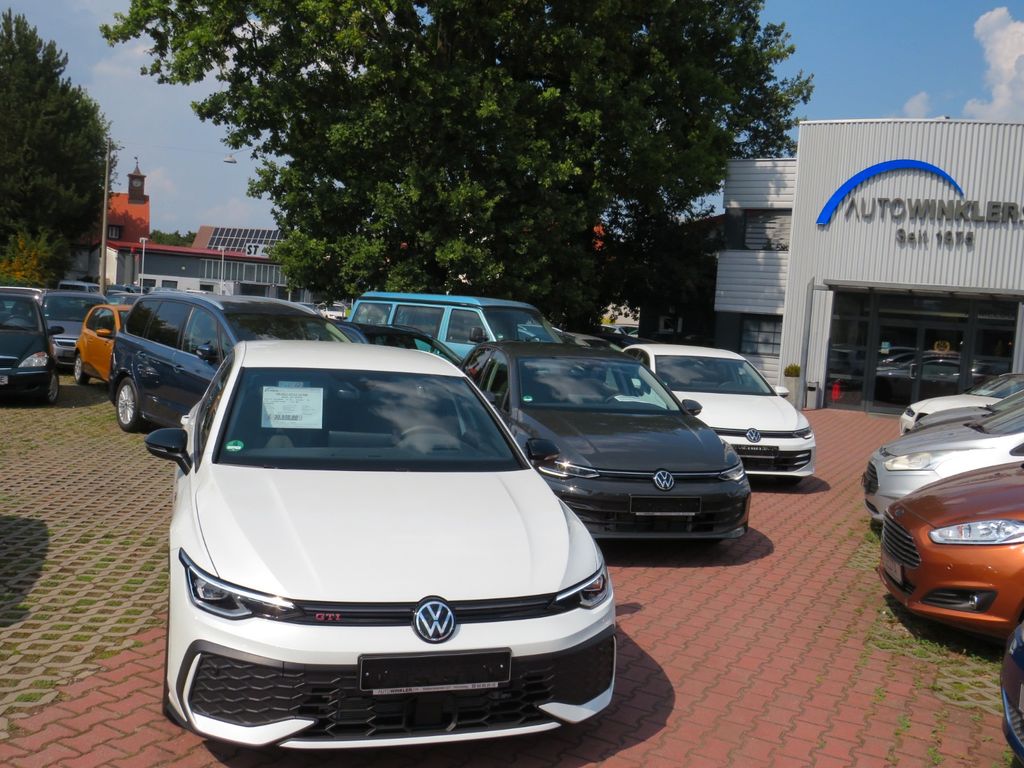 VW Golf VIII Lim. 1.5 TSI