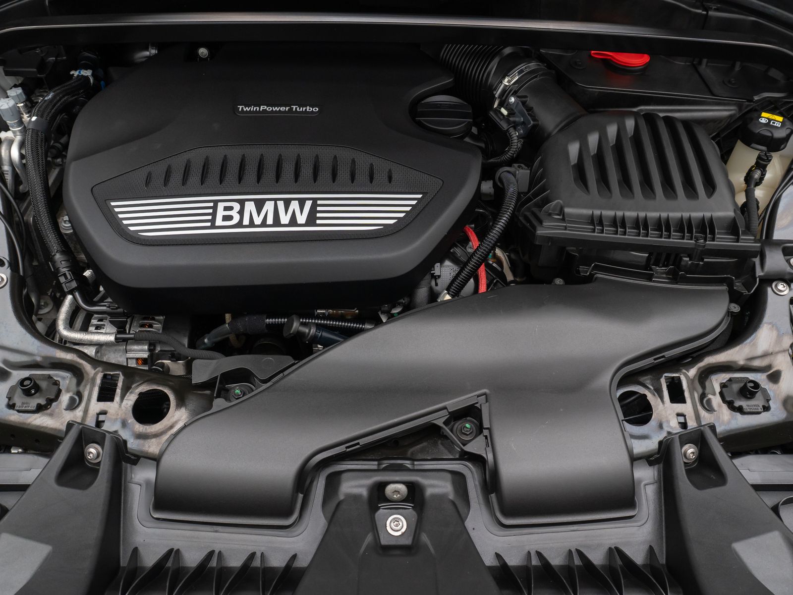 Fahrzeugabbildung BMW X1 sD20d xLine Navi+HUD Kamera DAB AHK Sportsitz