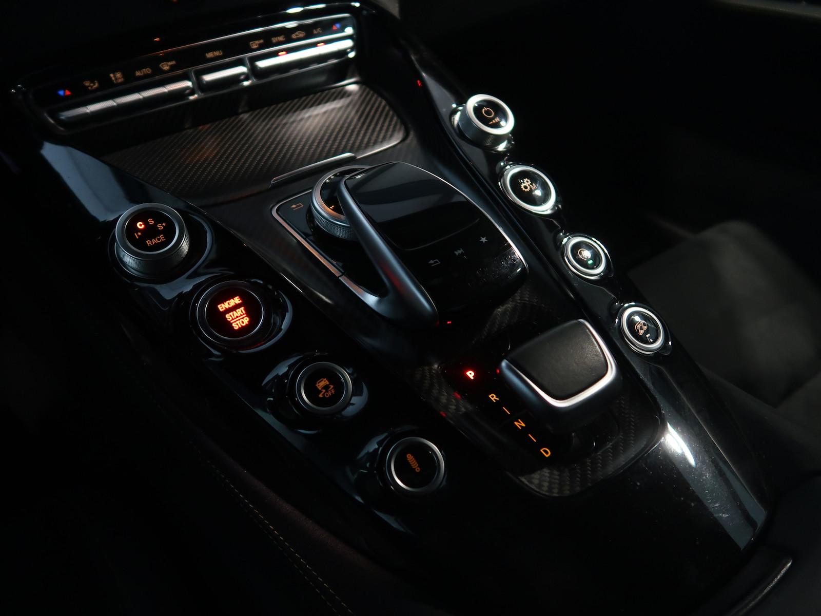 Mercedes-Benz AMG GT R *KERAMIK CARBON*MBGARANTIE 27*ALLRADLKG