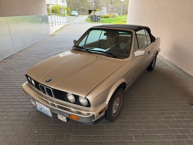 BMW 325i Cabrio E30