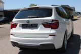 BMW X3 2,0dA xDrive Sportpaket-Panorama-Leder-Hi - weiße BMW X3 M